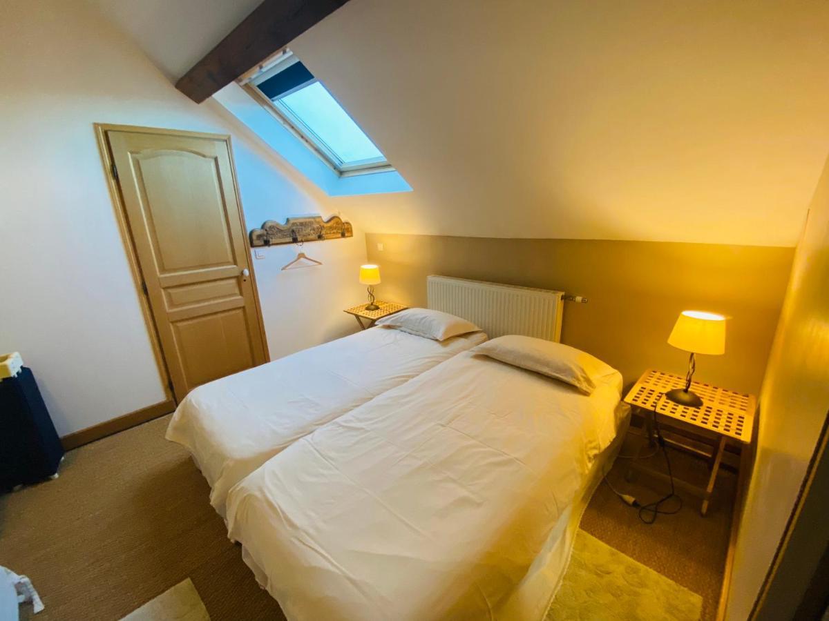 Crèvecoeur-sur-lʼEscaut Ferme De Montecouvez B&B 외부 사진