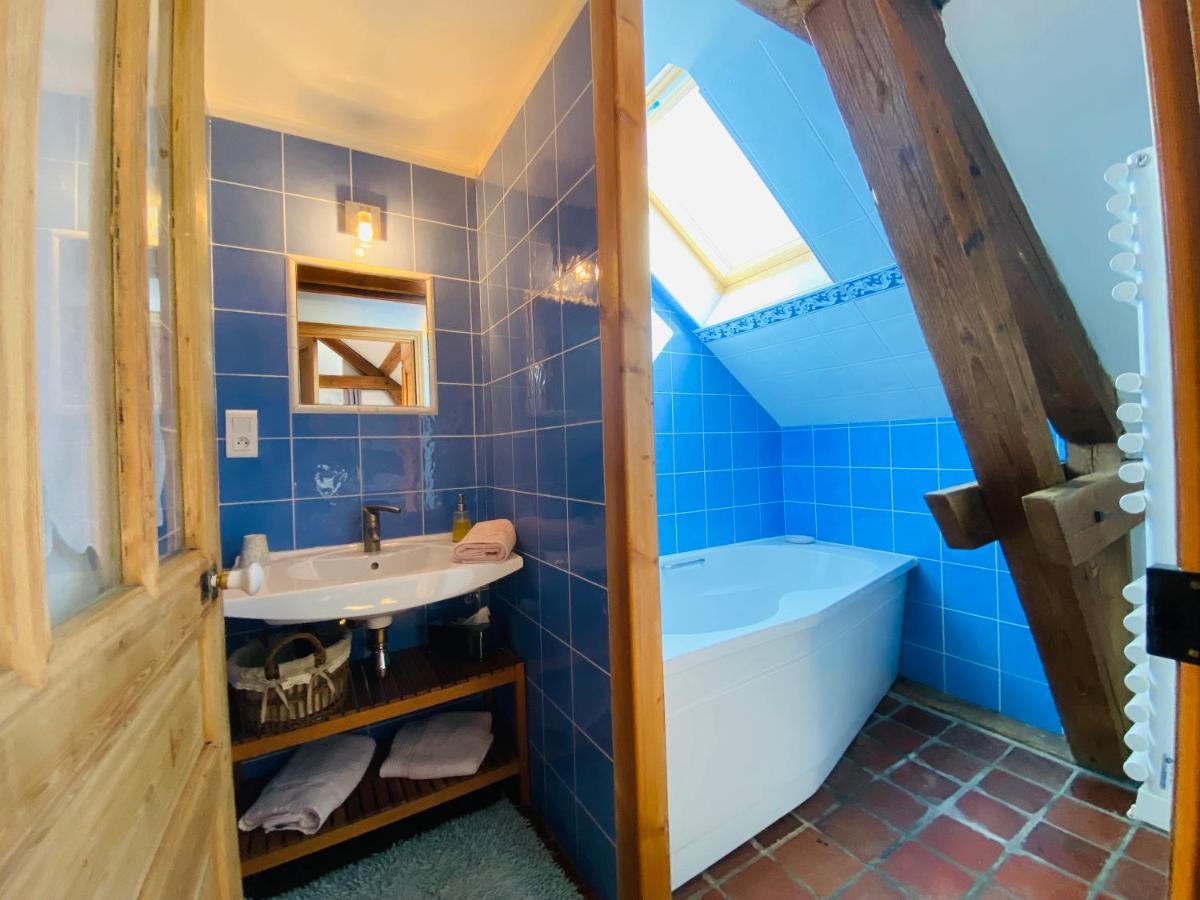 Crèvecoeur-sur-lʼEscaut Ferme De Montecouvez B&B 외부 사진