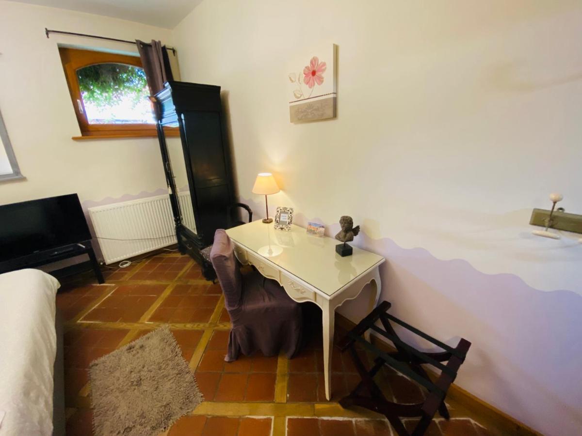 Crèvecoeur-sur-lʼEscaut Ferme De Montecouvez B&B 외부 사진