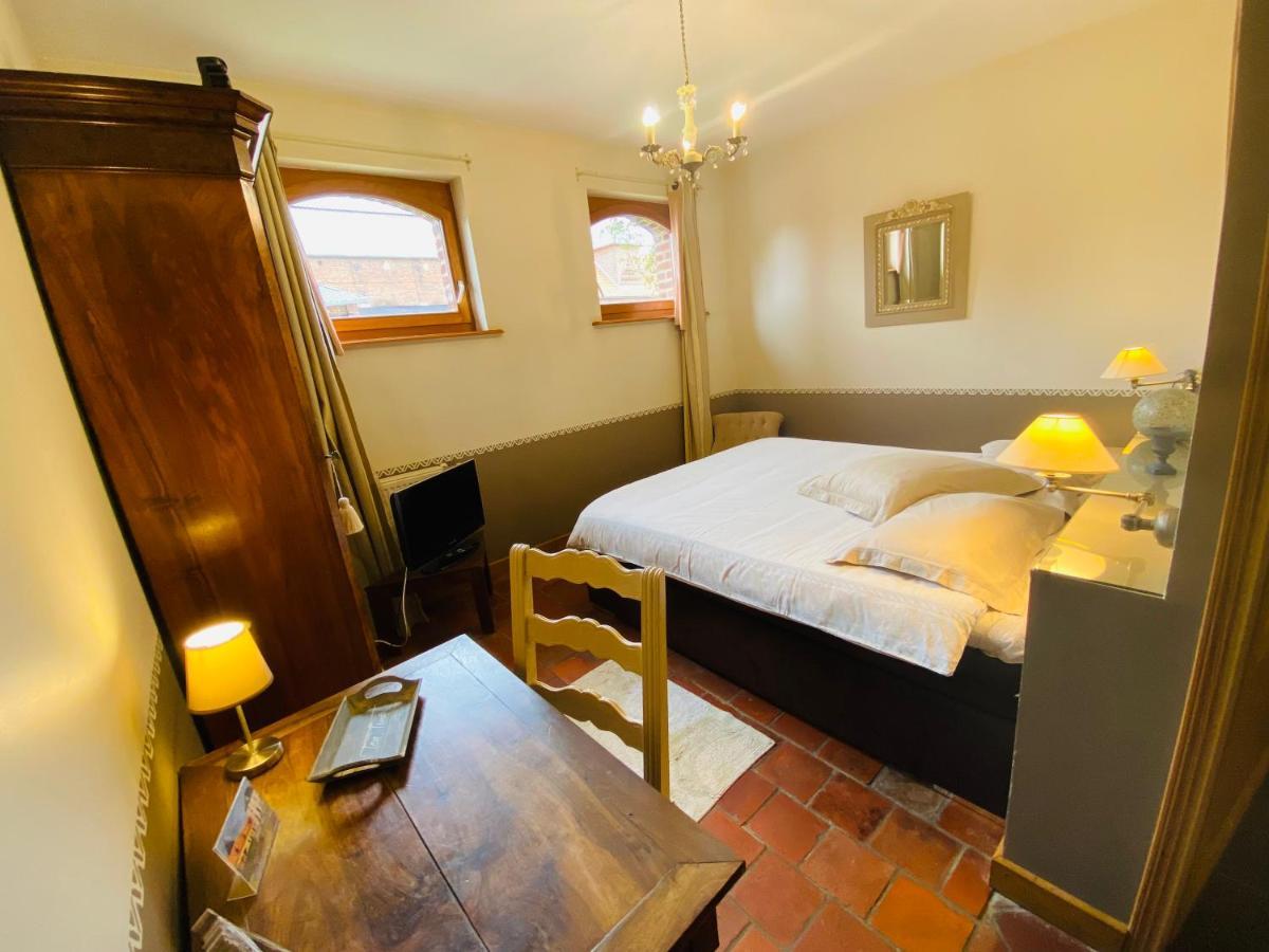 Crèvecoeur-sur-lʼEscaut Ferme De Montecouvez B&B 외부 사진